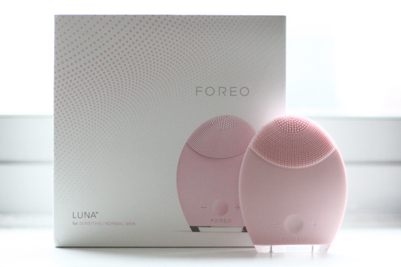 foreo luna cleansing system